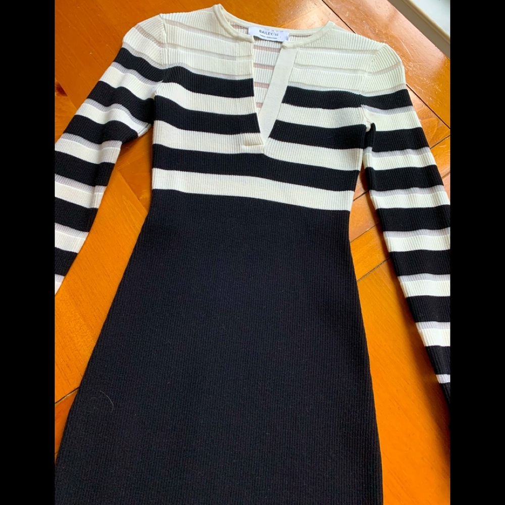 NWOT Bailey/44 pencil dress